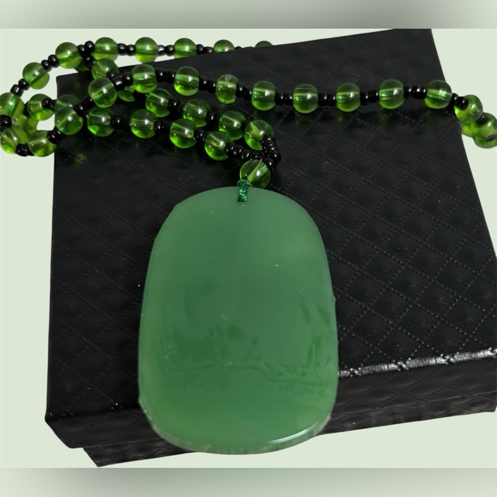 St Jude Jade Necklace NWOT - Picture 3 of 4